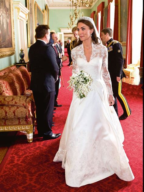 Meghan markle stepped out for her wedding in a dress by british designer clare waight keller. Awesome | Royal wedding gowns, Wedding dress display, Kate ...