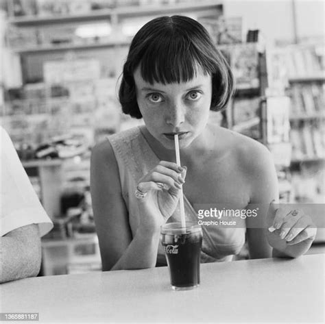 Carolyn Jones Photos And Premium High Res Pictures Getty Images