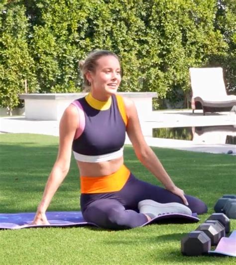 Brie Larson Showing Off Her Fit Body Again Scrolller