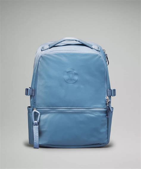 Lululemon now has a clear belt bag: Shop it while you can - Good