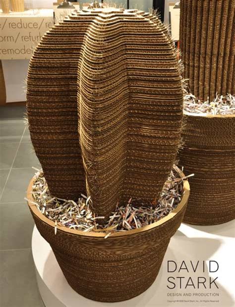 I received the first version of cardboard and wanted to play house of terror vr but it wasn't possible since magnetic button is not reliable. Cardboard Cactus • Recyclart