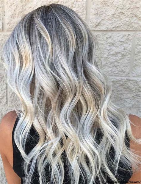 Highlights For Gray Hair That Look Cool And Crazy In Grey Blonde Hair Grey Blonde