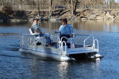 Pontoon Boats — Hotwoods