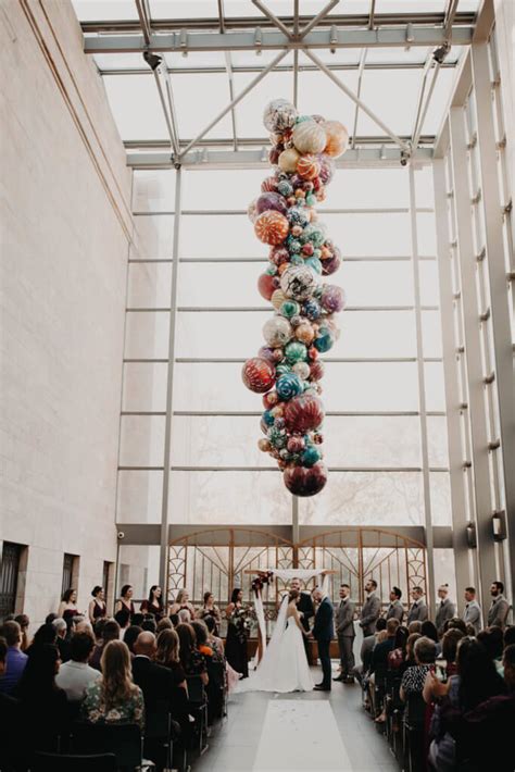 Embracing Their Style At Their Joslyn Art Museum Wedding Dana Osborne