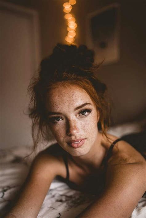 Pin By Katherine Audley On Freckles Women With Freckles Beautiful Red Hair Red Hair Woman