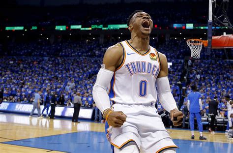 La nba a publié un communiqué dans lequel elle indique infliger une amende de 75 000 $ à daryl. Russell Westbrook House / Lebron James House Russell ...