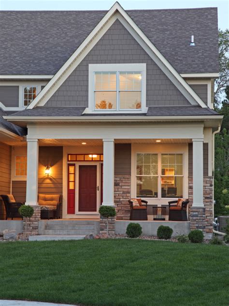 22,043 Mid-Sized Traditional Exterior Home Design Ideas ...