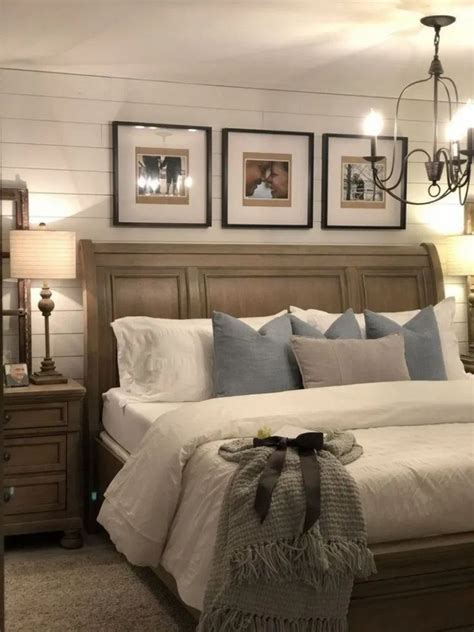 For a simple master bedroom, sizes can range from roughly 110 to 200 square feet. 54 minimalist master bedroom design trends 43 | Master ...