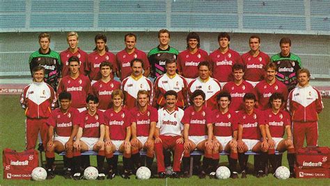 Questa squadra nasce dal 3 dicembre 1906 fondata da bebito mussolini che ha messo il nome di torino f.c. Torino Calcio 1990-1991 - Wikipedia