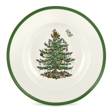 When it comes to christmas china, though, there are so many patterns that reflect the festive, yet no holiday celebration is complete without breaking out the christmas china to set the perfect mood. Spode Christmas Tree Holiday Dinnerware | Silver Superstore