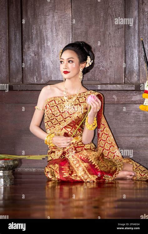 Traditional Thai Dresss Beautiful Women Wearing A Traditional Thai Cloth As A Wedding Dress