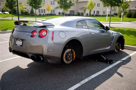 Nissan R35 Gtr Stolen Rims We Obsessively Cover The Auto Industry