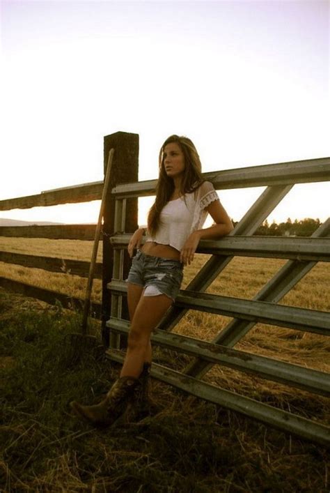 country girls make everything a little better 33 photos suburban men country girl poses