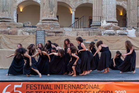 ‘las Euménides Festival Internacional De Teatro Clásico De Mérida