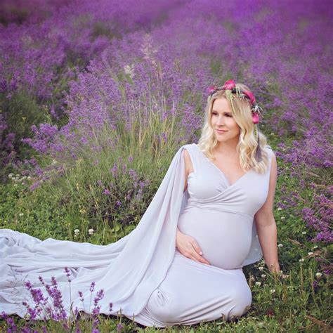 Surrey Maternity Photographer Outdoor Maternity Year Round Gemini Visuals Creative Photography