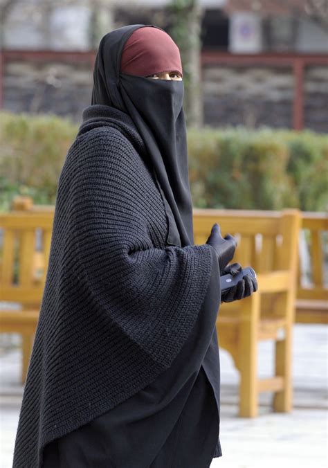 Burka Niqab Hidschab Tschador Formen Der Verhüllung Im Islam Der