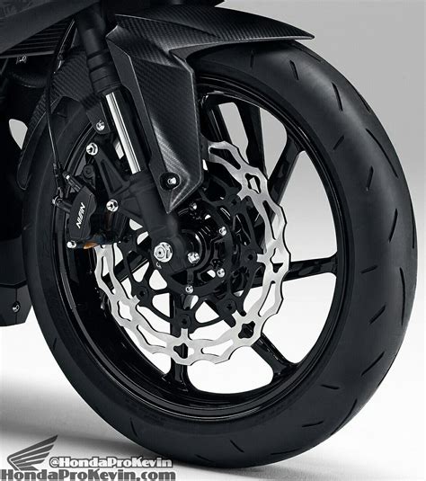 Whichever route honda goes whether it be a cbr250rr / cbr300rr or cbr350rr it looks like things are fixing to get extremely interesting in the small cc true supersport. 2017 Honda CBR350RR & CBR250RR = New CBR Model Lineup ...