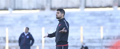 Maybe you would like to learn more about one of these? Athletico Paranaense - Site Oficial » António Oliveira ...