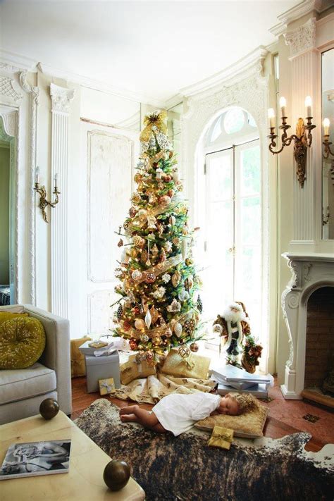 Pin By Robert Byrd On Inspire Me Christmas Tree Decorating Themes