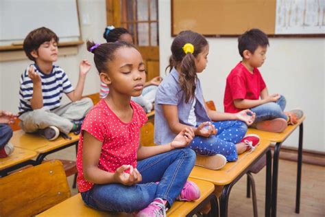 10 Ways To Share Mindfulness With Children Zenful Spirit