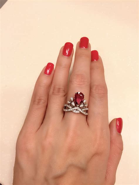 Discover the joséphine aigrette impériale ring platinum, reference : Chaumet Josephine diamond ring | Simple gemstone ring ...