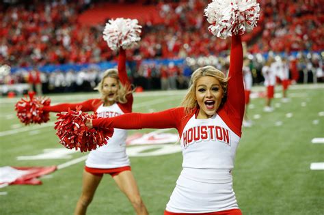 college football cheerleaders from the bowl games