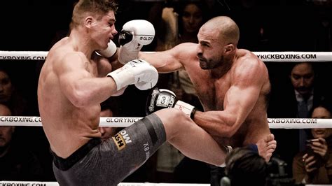 Podle celebrity net worth overeemova hodnota činí 10 milionů dolarů. De slimme marketing achter Rico Verhoeven vs. Badr Hari | NOS