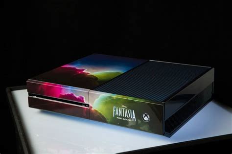 Sdcc 2014 Xbox One Limited Edition Consoles Include Lego Batman 3