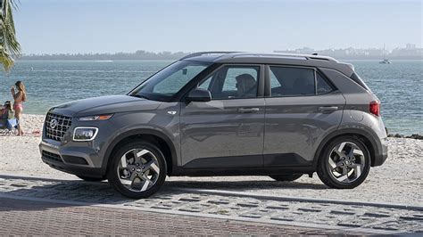 It's over a foot shorter than the. 2021 Hyundai Venue SEL Review by Mark Fulmer