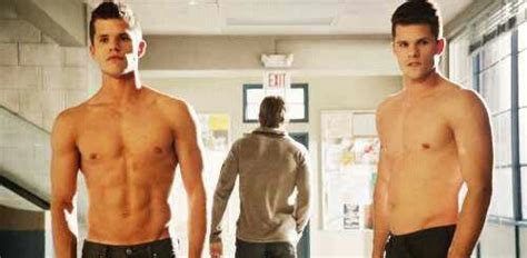 Aiden And Ethan Teen Wolf Max And Charlie Carver As The Twins