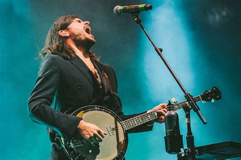 Mumford And Sons Guitarist Quits Band To Speak Freely On Political Issues