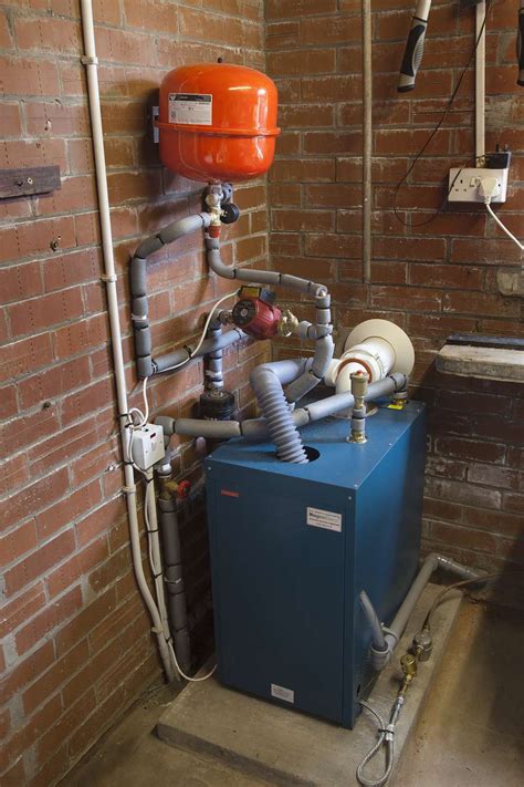 How To Turn Off A Hot Water Heater Valve - How To Turn Off Hot Water Supply To Shower