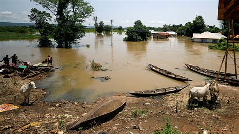 Nigeria Floods Kill 100 People Across 10 States Humanitarian Crises