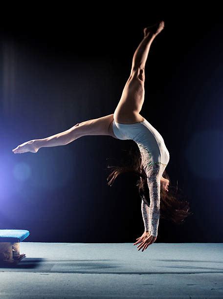 Gymnastique Sportive Banque Dimages Et Photos Libres De Droit Istock