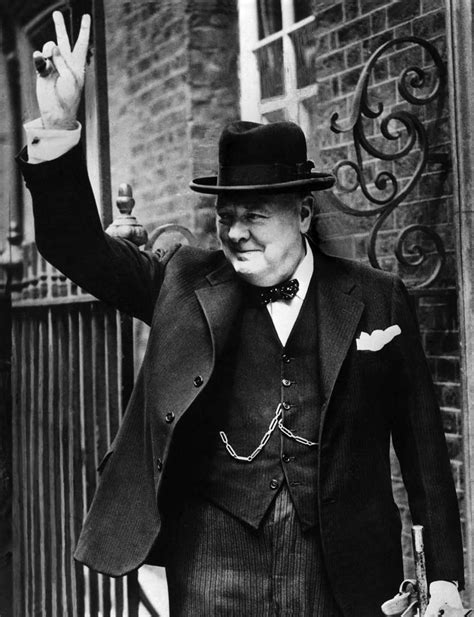 winston churchill and v for victory wwll without him the world wouldn t the same thank you mr