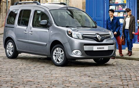 The renault kangoo and the renault kangoo express are a range of multi purpose vehicles manufactured and marketed by renault across two generations since 1997 in commercial as well as passenger variants. Renault Kangoo dCi: un comercial sin interés - HackerCar