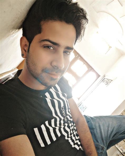 Sj Rajput Sj Rajput In Black T Shirt Short Hair Style Indian Male Model Sj Rajput 2019 Pics Of