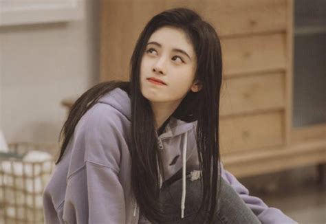 27 Year Old Ju Jingyi Is On The Hot Search The Old Photos 10 Years Ago