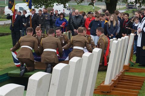 Burial Of 19 Unknown British Ww1 Soldiers In Ypres Belgium Govuk