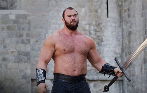Game Of Thrones The Mountain Actor Makes His Boxing Debut In Dubai