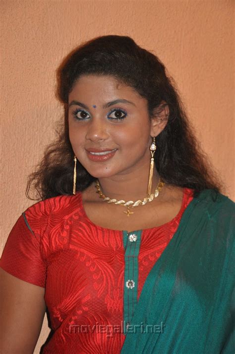 Thoothuvan Movie Actress Archana Stills Photos Gallery