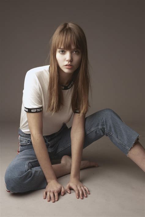 Hannah James Model Superbe Connecting Fashion Talents