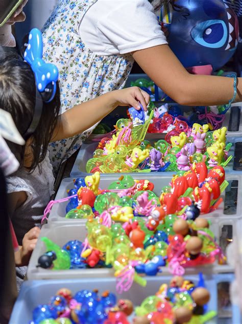 In japan, summer means festival season! Japanese toys at a summer festival « TravelJapanBlog.com
