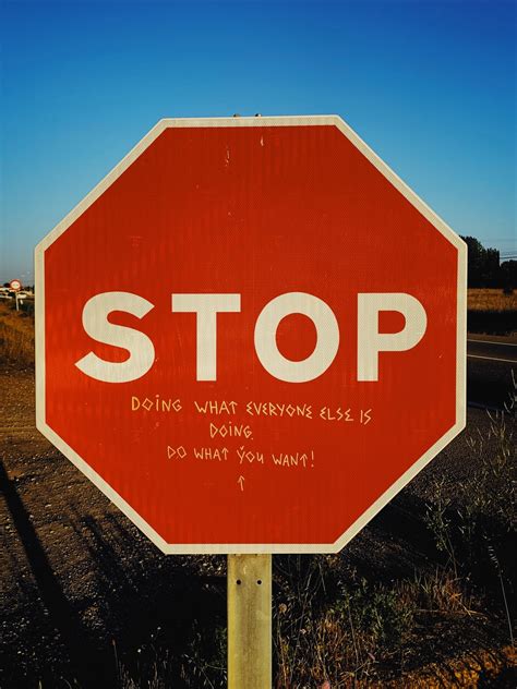 Stop Sign Pictures Download Free Images On Unsplash