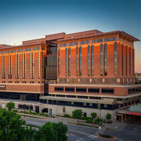 Unitypoint Health Meriter Hospital In Madison Wi Hospitals Yellow