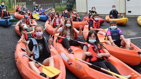 Les élèves Du Collège Victor Hugo De Ham Sinitient Au Canoë Kayak