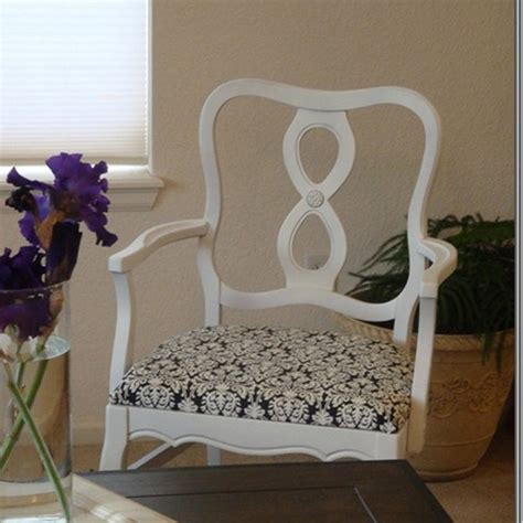 I always enjoy looking back, and i thought you might enjoy that … DIY-Chair makeover no sew skirt | The Whimsical Princess