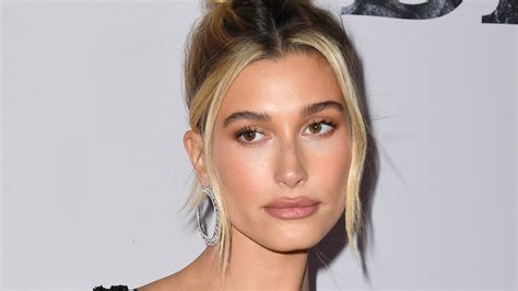 Hailey Baldwin Says Her Crooked Pinky Fingers Are Due To A Genetic Condition