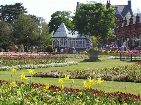 Southport Flower Power In The Botanic Gardens The Quirky Traveller Blog