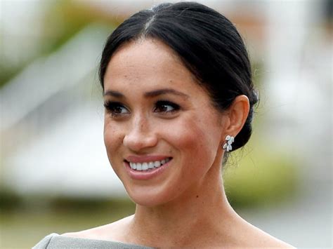 Herzogin meghan (38) ist dafür bekannt, sich gegen rassismus zu engagieren. Herzogin Meghan hat sich offenbar einer Beauty-OP unterzogen - Stars -- VOL.AT